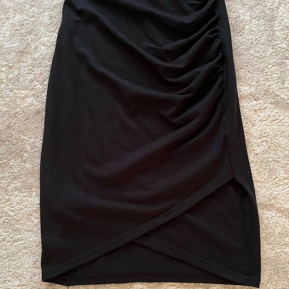 LEiTH Ruched Body-Con Sleeveless Dress - Picture 4 of 5